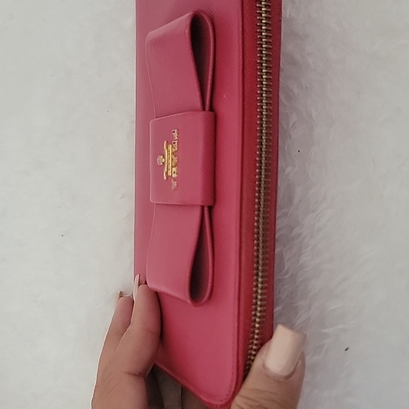 COPY - PRADA Saffiano Leather Pink Zippy Wallet - Picture 3 of 7